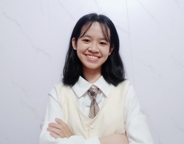 Nữ sinh miệt vườn giành 10 điểm môn Văn